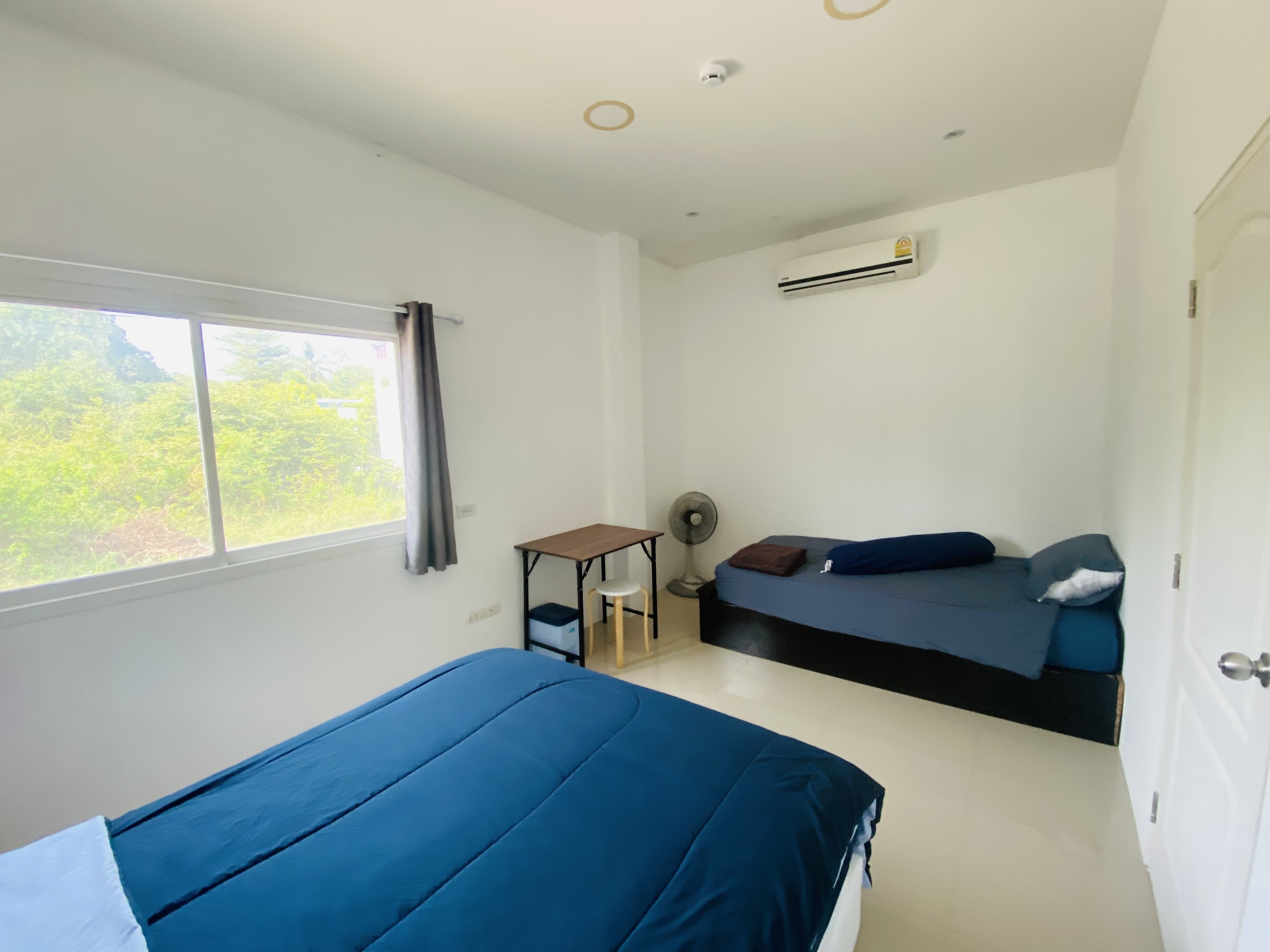 Simple & Relaxed Room